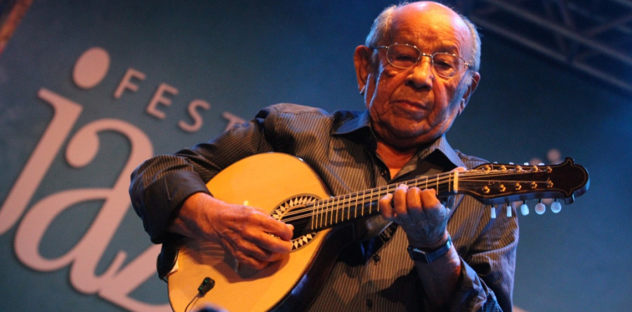 Músicos fazem tributo a Zé Menezes no Teatro José de Alencar