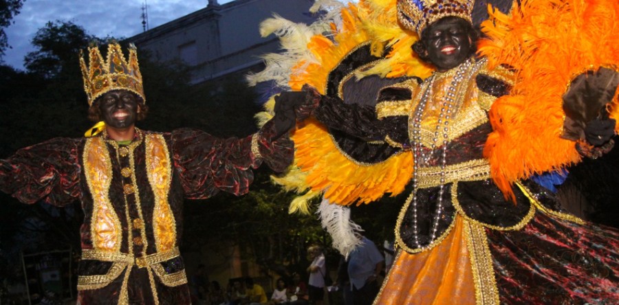 Praia do Futuro recebe projeto Dia 25 é Dia de Maracatu