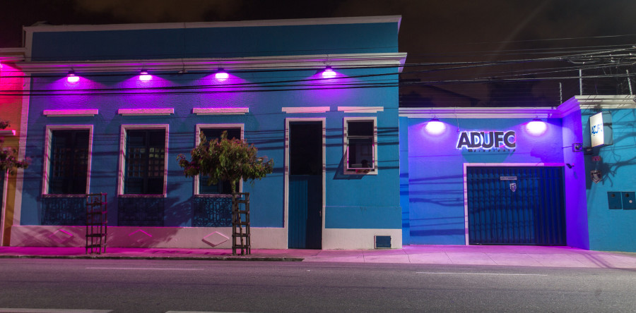 ADUFC-Sindicato promove palestra sobre câncer de mama