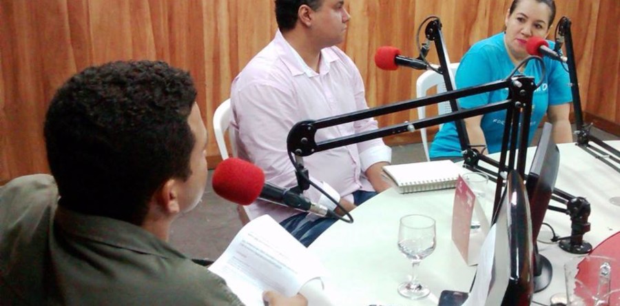 Rádio Debate reprisa programa sobre autismo