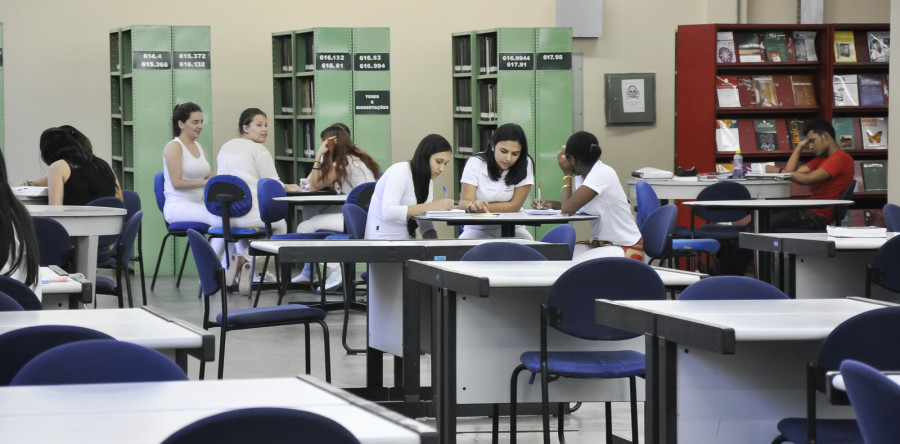 Bibliotecas da UFC ofertam formação em fontes científicas