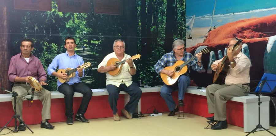 Brasileirinho apresenta ao vivo o Regional Cordas que Falam