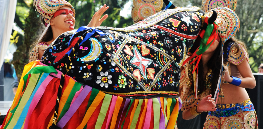 Rádio Debate discute o folclore