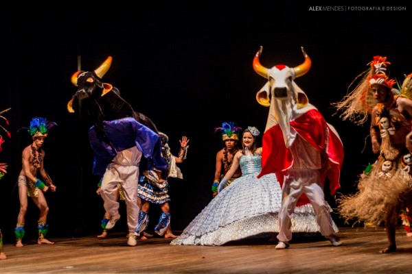 O Bumba Meu Boi é outra dança popular no repertório do Oré Anacã (Foto: Alex Mendes)