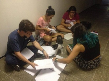 Criado em 2015, O Coletivo A Literação foi uma iniciativa dos estudantes do Curso de Letras da UFC (Foto: Reprodução/O Povo)