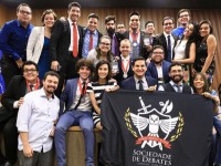 A Sociedade de Debates da UFC foi campeã do V Campeonato Brasileiro de Debates, em Brasília (Foto: Arquivo Pessoal)