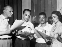 As novelas deram ao rádio seus maiores índices de audiência, na década de 1940 ( Foto: Divulgação/Internet)