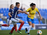 O futebol feminino foi regulamentado no Brasil em 1983 (Foto: Quality Sport Images/Getty Images)