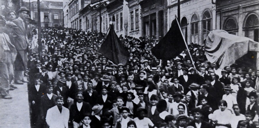 Dia do Trabalhador é tema do Universitária Especial