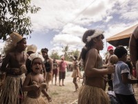 No Ceará existem 14 povos indígenas espelhados por 18 municípios. A foto mostra a Festa do Milho na Reserva Indígena Pitaguary (Foto: Thiara Montefusco/ Governo do Ceará)