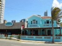 A antiga casa de praia da família Jereissati fica localizada em frente ao Espigão da Av.Rui Barbosa (Foto: Adriano Accioly/Nosso Praça Urgente)