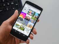 O Instagram foi comprado por US$ 1 bilhão pelo Facebook, em 2012. De  acordo com empresa de análise Socialbakers, a rede social se sobressai ao Facebook em questão de engajamento (Fonte: Reprodução/Internet)