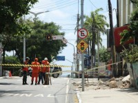 Nos casos de riscos de desabamento ou outras ocorrências que signifiquem dano à integridade física, o cidadão pode entrar em contato com
a Defesa Civil municipal pelo telefone 190 (Foto: Beth Drer)