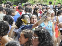 O segundo episódio do podcast "Conhecendo a UFC - Guia do Calouro 2021" tira dúvidas sobre bolsas, desporto universitário, carteirinha de estudante etc (Foto: 2016, Campus do Pici/UFC Informa)