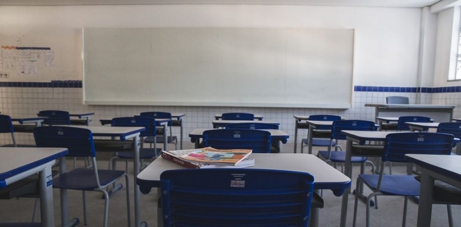 Sindiute posiciona-se sobre volta às aulas presenciais