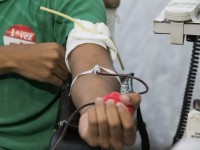 O procedimento de doar é simples e a quantidade de sangue retirada não afeta a saúde do doador, uma vez que a recuperação ocorre imediatamente após a doação (Foto: Reprodução/Internet)