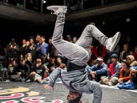 O breaking é uma dança, um esporte e uma potência no campo social (Foto: Marcelo Maragni/ Red Bull Content Pool)