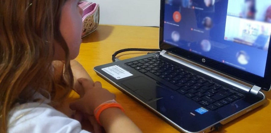 Escolas devem continuar com a oferta de ensino remoto