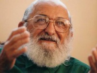 Esta é a quarta matéria da série especial da Rádio Universitária FM em
homenagem ao centenário do educador Paulo Freire (Foto: Reprodução/Internet)