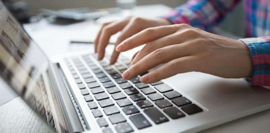 UECE oferta cursos gratuitos para educadores