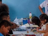 Essa é a primeira parceria deste tipo realizada pelo Sesc, que pretende estender a ação com programação gratuita a outras bibliotecas comunitárias de Fortaleza (Foto: Arquivo/ Biblioteca Adianto)