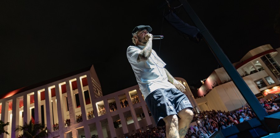 Marcelo D2 faz Praça Verde virar uma grande roda de samba