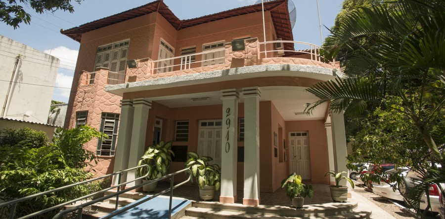 UNIVERSITÁRIA FM comemora 43 anos na sintonia da terra