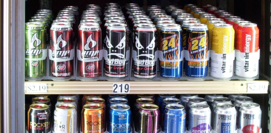 Consumo de energéticos prejudica a saúde bucal.