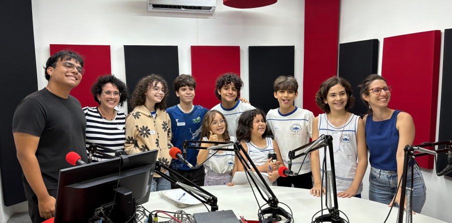 Rádio Debate realiza programa inédito com a participação de crianças e adolescentes
